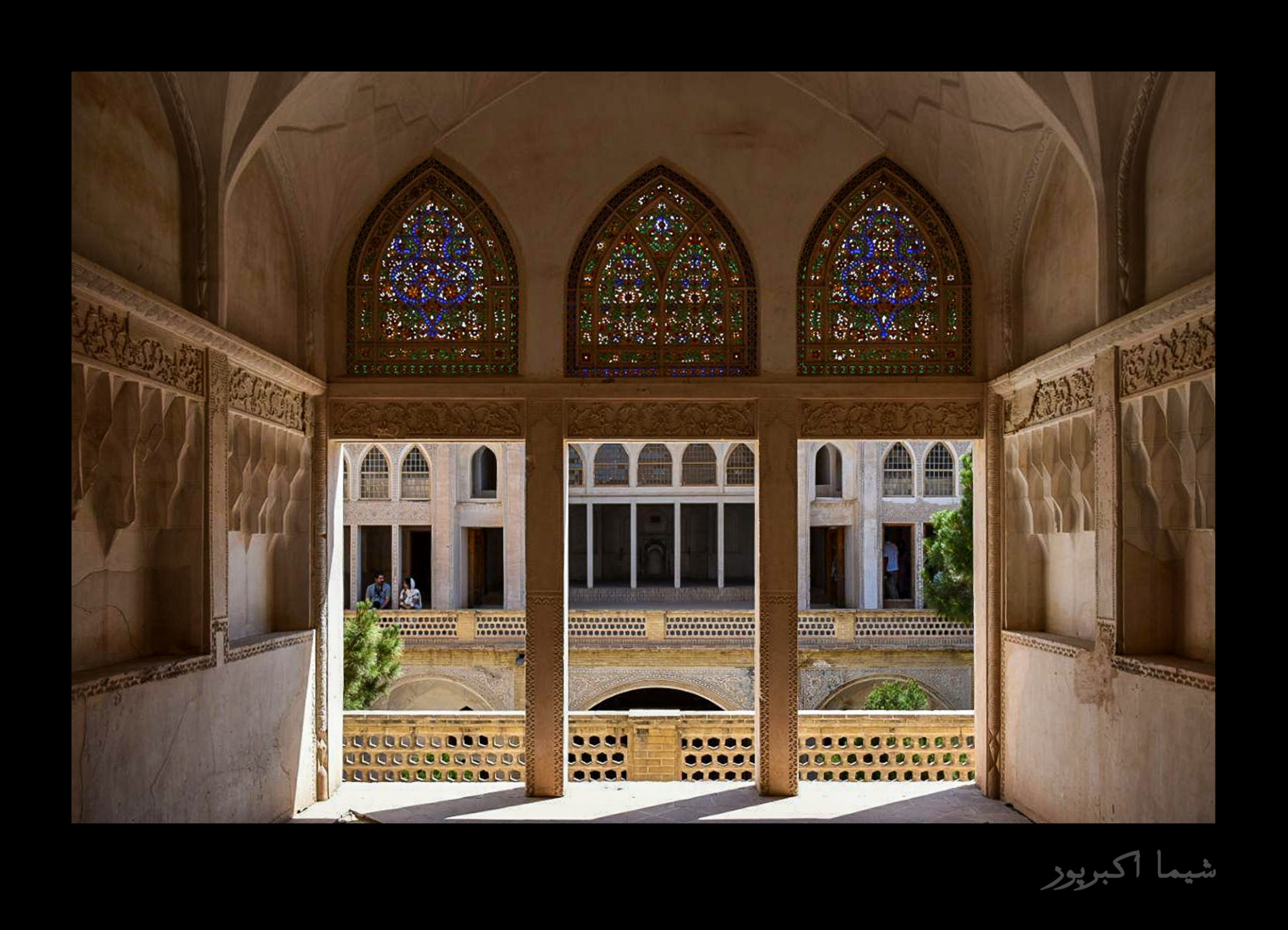 Akbarpour-3